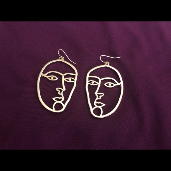 Zara Jewelry - Zara face earrings